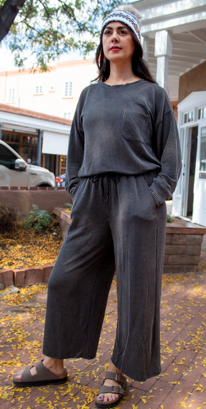 Ribbed chic wide leg pants