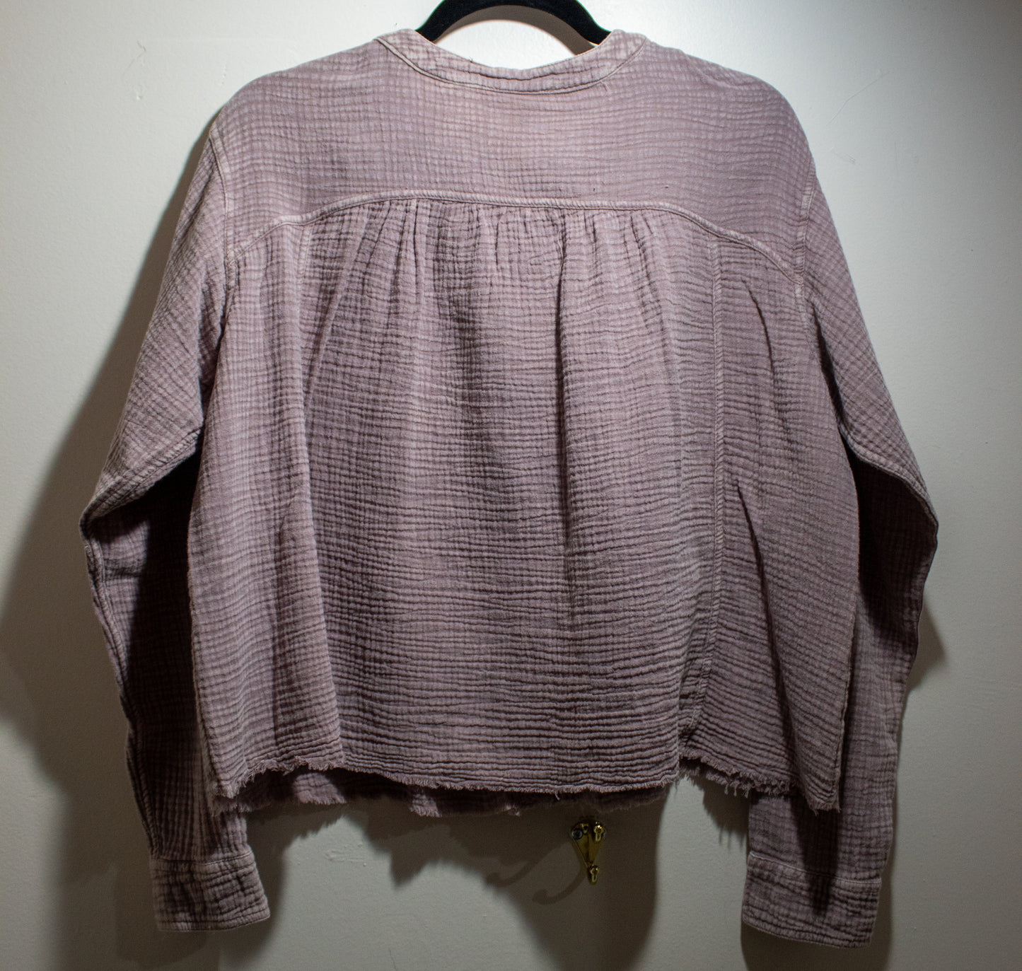 Mineral Washed  Cotton Long-Sleeved Top